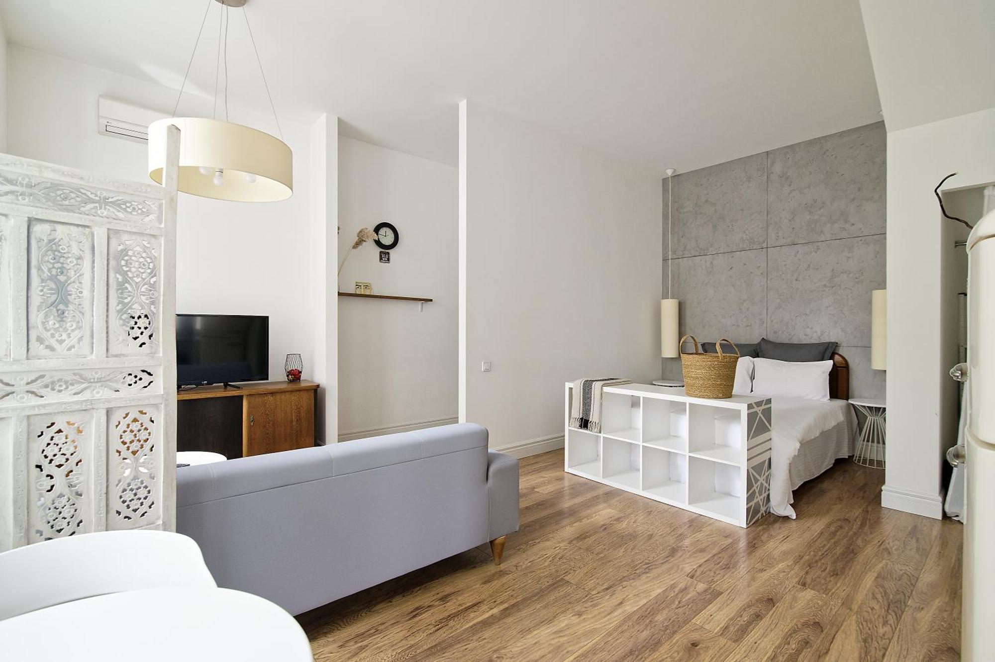 White Door Apartments Heart Of Odessa 1 Exteriör bild